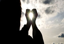 英雄联盟官网能为玩家做什么？新手必知的实用功能全解析